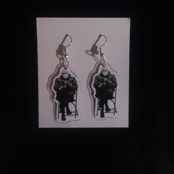 Handmade laminate Bernie Sanders earrings - Picture 2 of 2